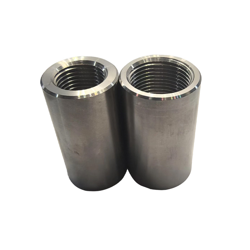 How to control residual stress and prevent cracking during the welding process of empty pipe joints in iron products?